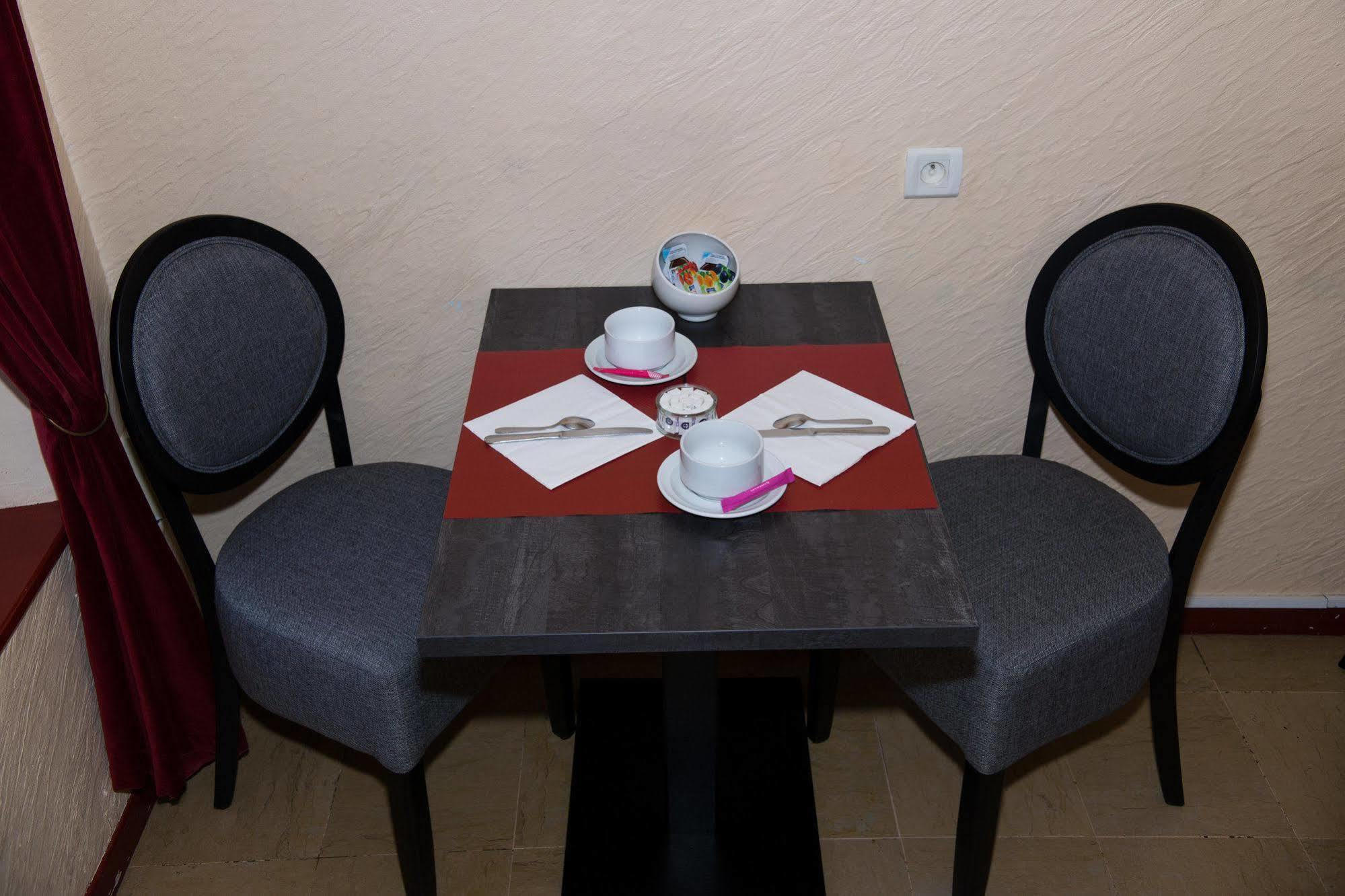 נאנסי Hotel Le Stanislas מראה חיצוני תמונה